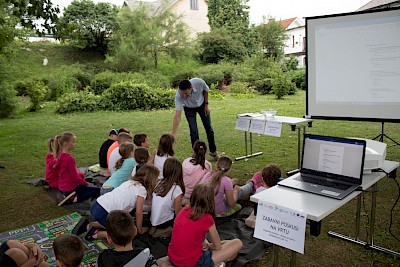 Medgeneracijski vrt: Zabavni poskusi na vrtu