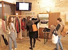 zik crnomelj   izmenjevalnica oblacil